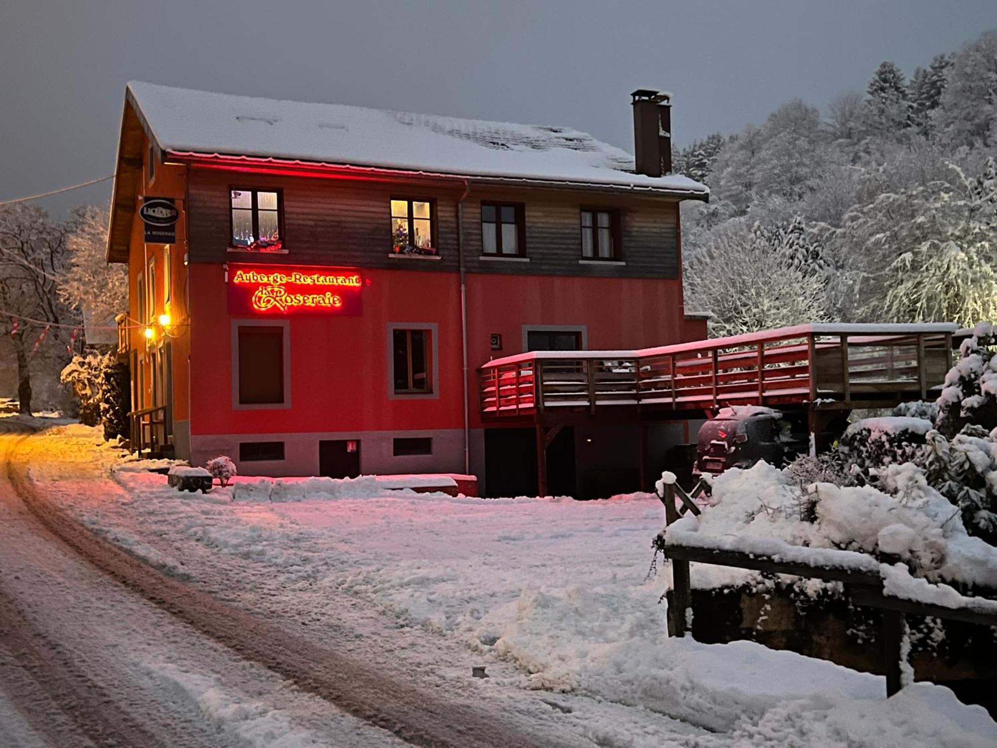 Auberge Restaurant La Roseraie Grandrupt Eksteriør bilde