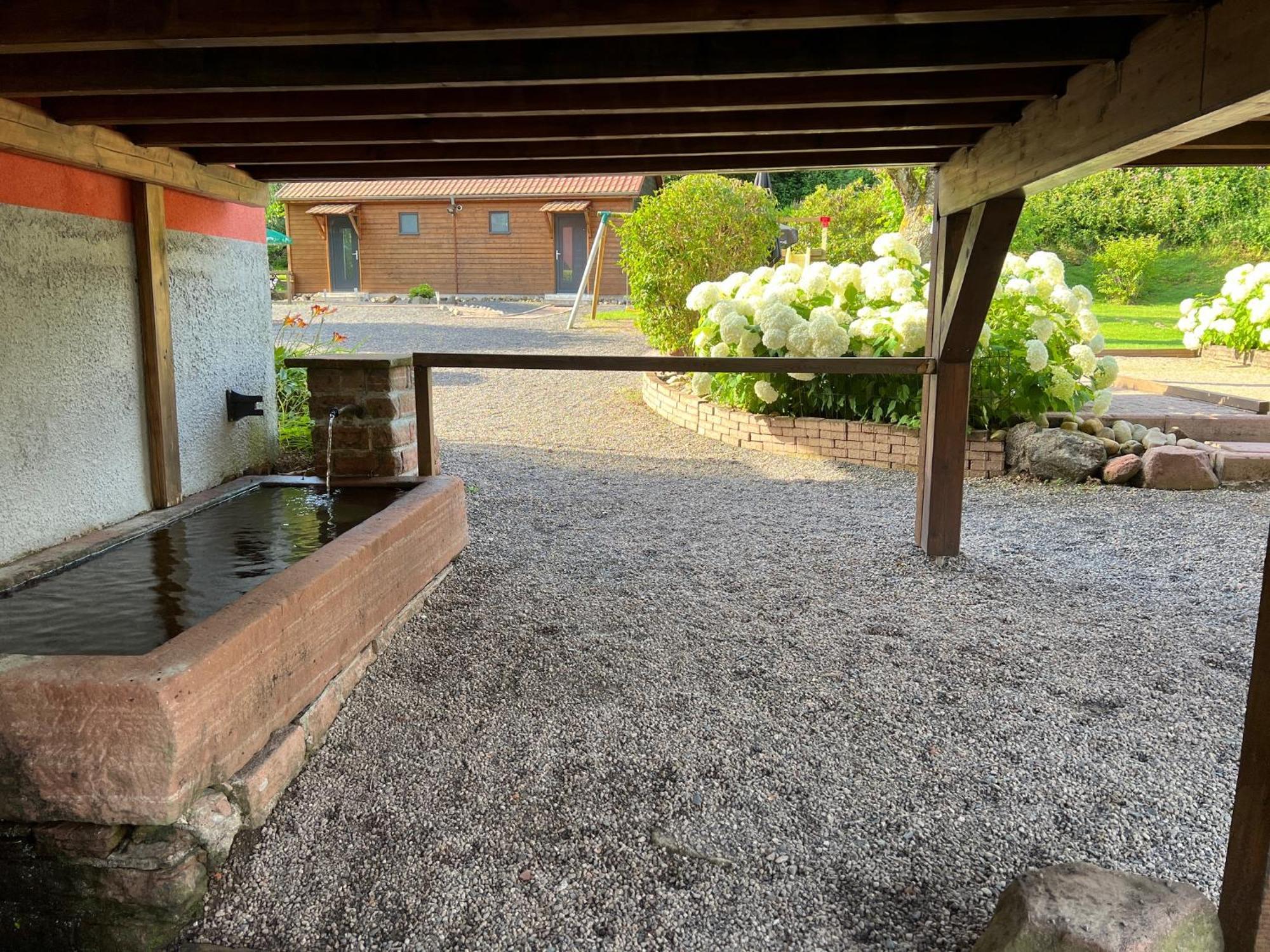 Auberge Restaurant La Roseraie Grandrupt Eksteriør bilde