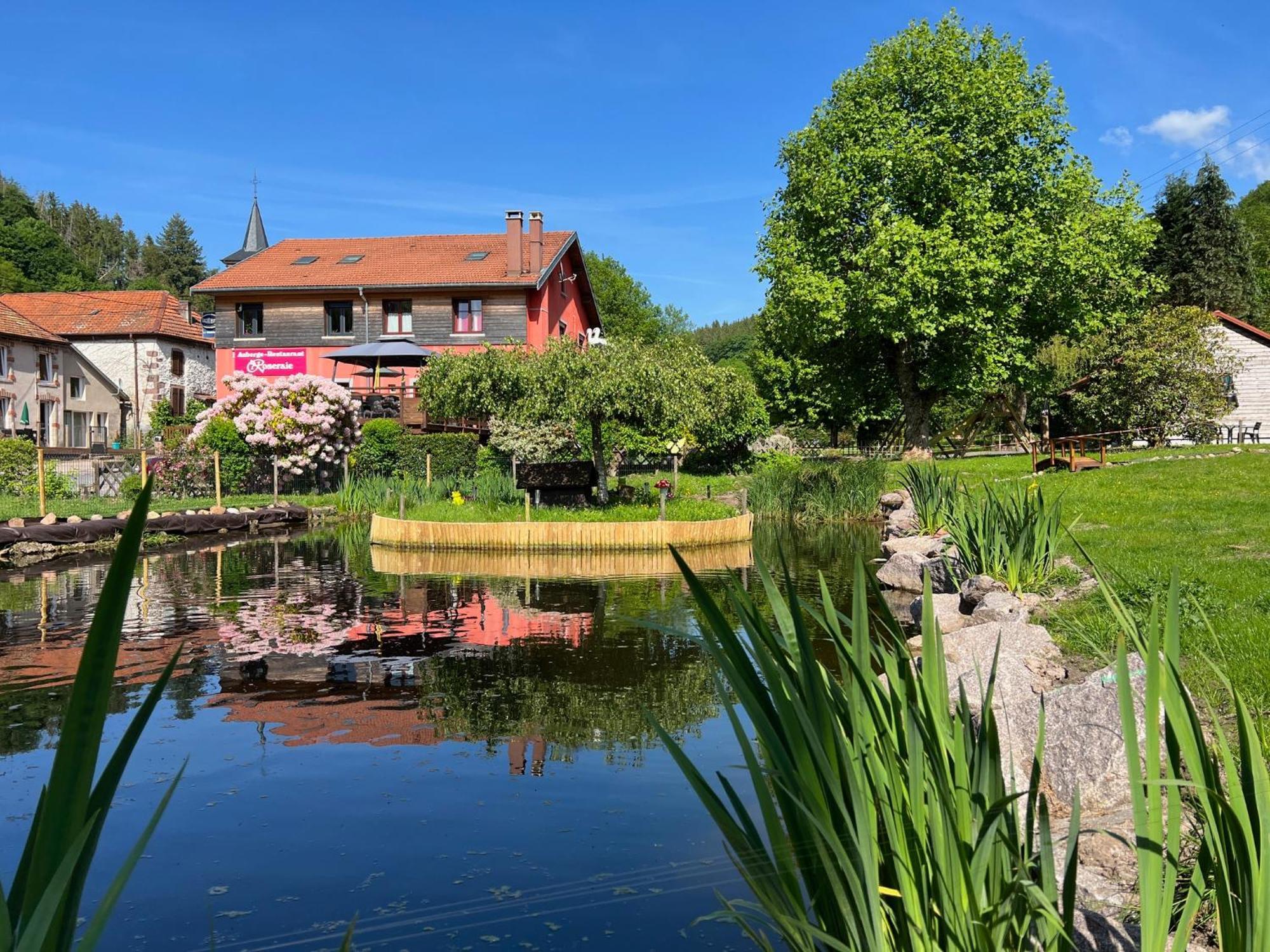 Auberge Restaurant La Roseraie Grandrupt Eksteriør bilde