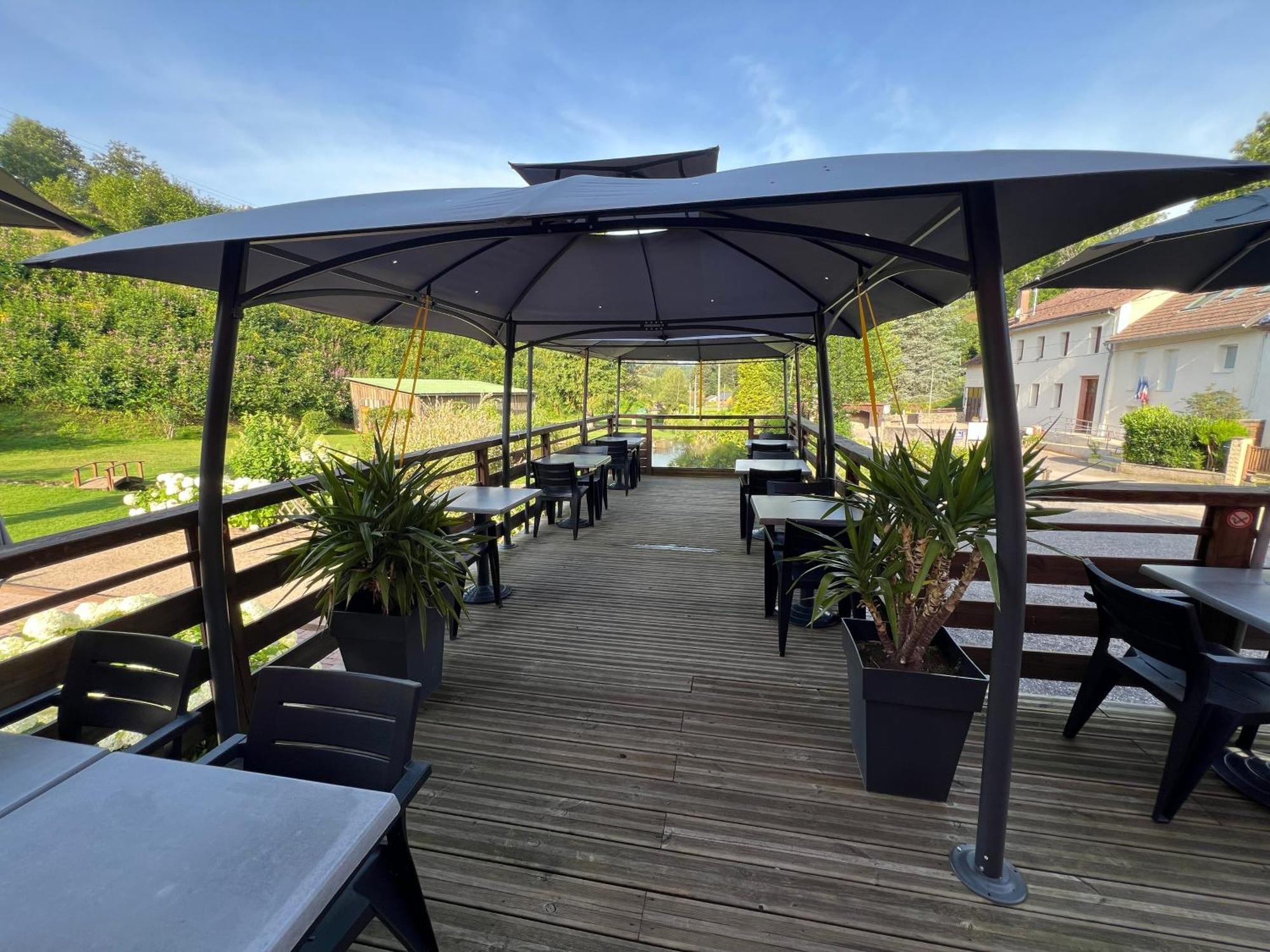 Auberge Restaurant La Roseraie Grandrupt Eksteriør bilde