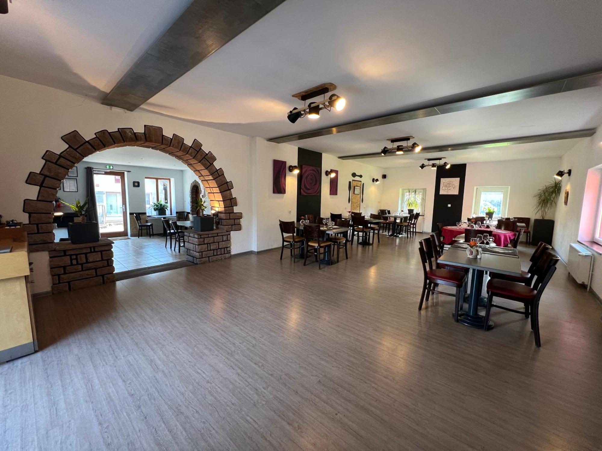 Auberge Restaurant La Roseraie Grandrupt Eksteriør bilde